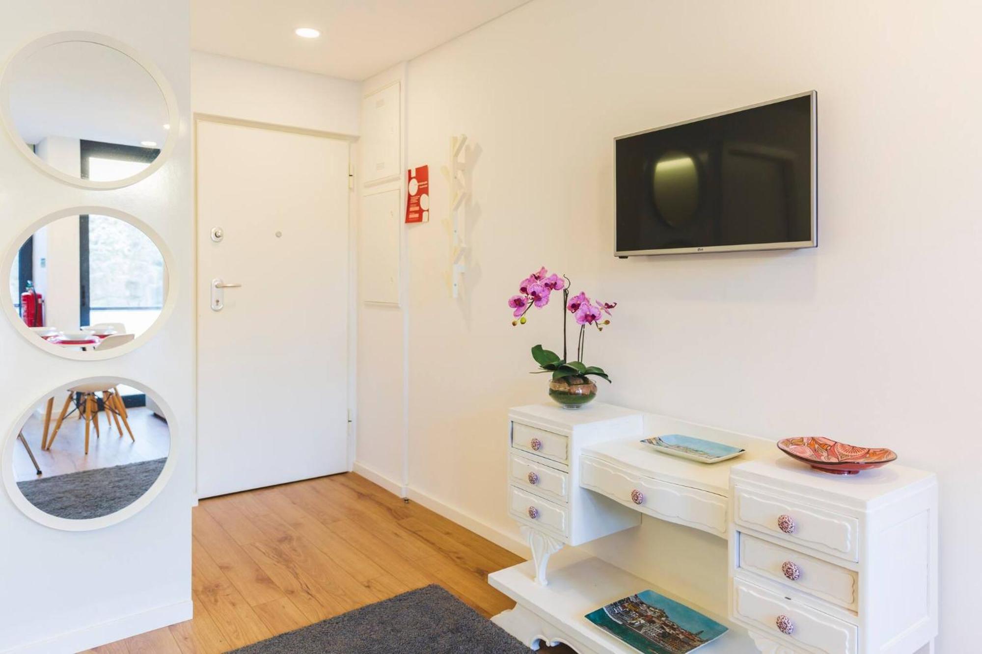 Aposentus - Your Home At Pinheiro'S Studio Porto Buitenkant foto