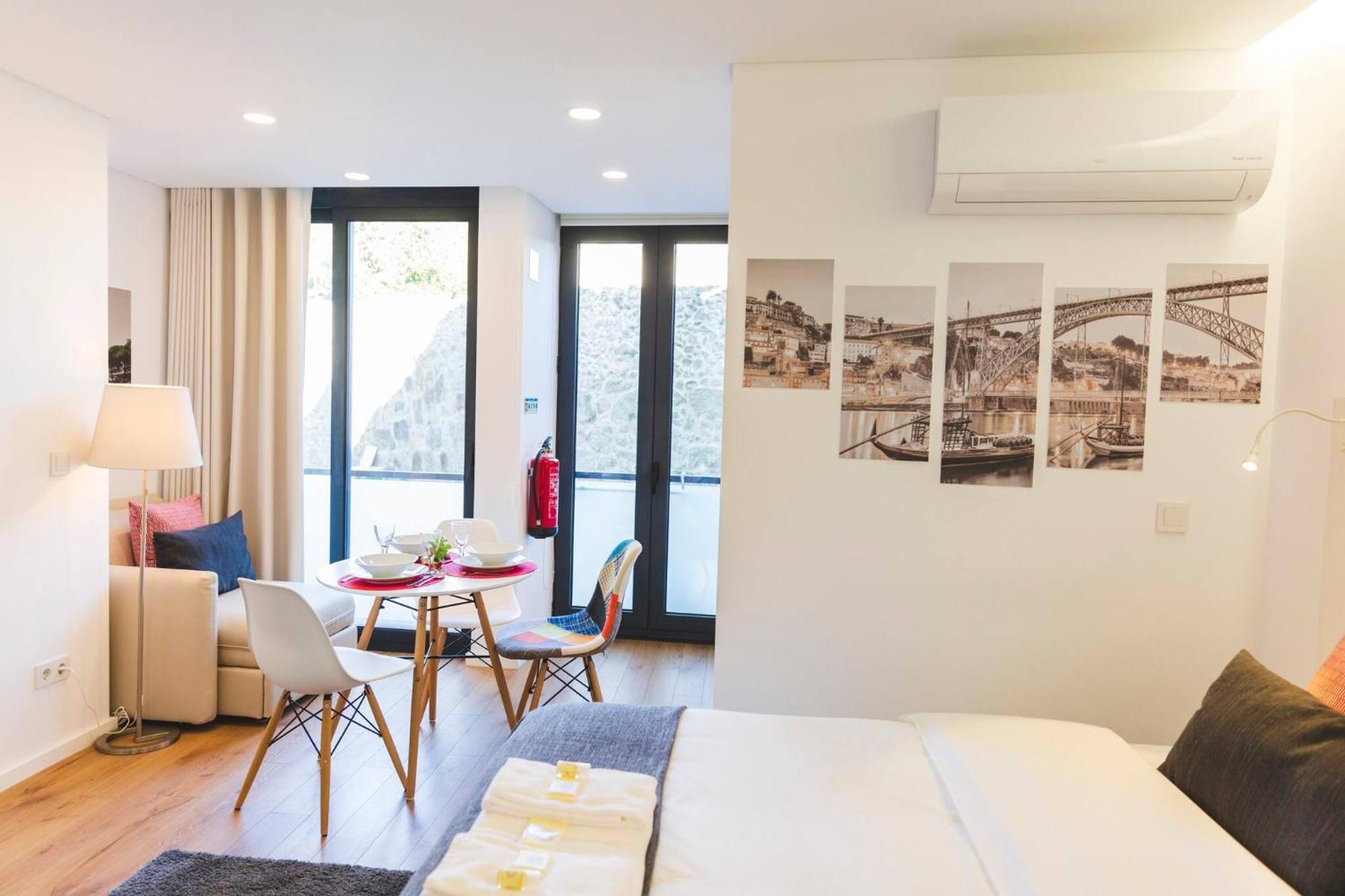 Aposentus - Your Home At Pinheiro'S Studio Porto Buitenkant foto