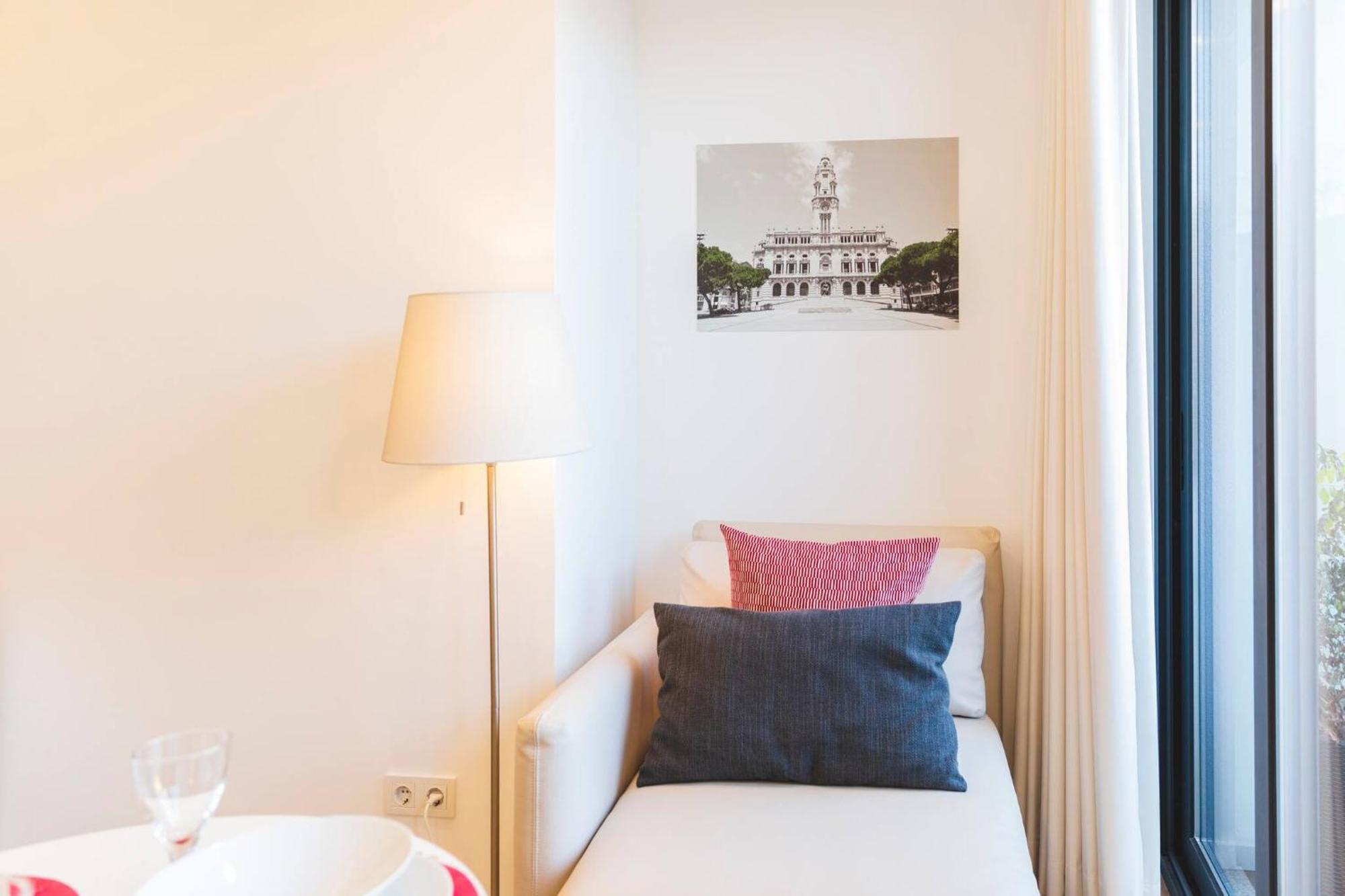 Aposentus - Your Home At Pinheiro'S Studio Porto Buitenkant foto